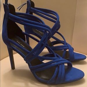 Zara Strappy Heels 💙